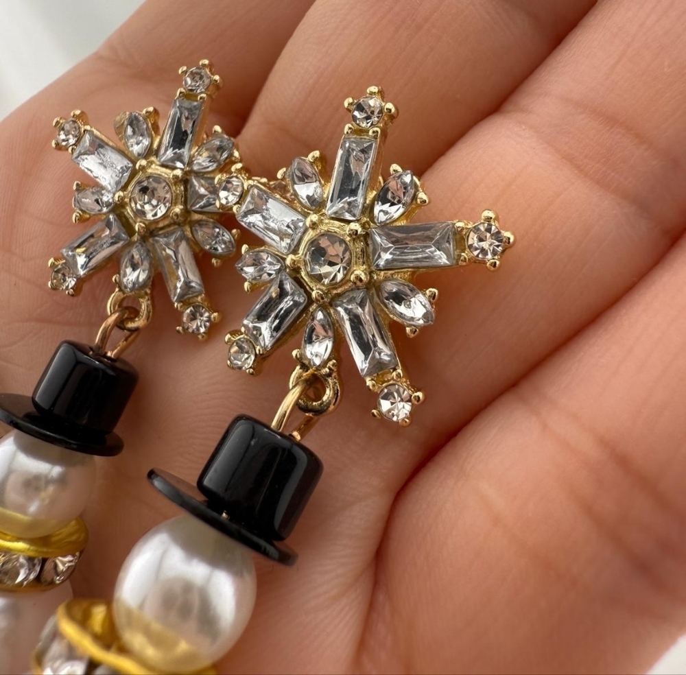 Gold and Silver Snowman Earrings - Picture 4 of 5